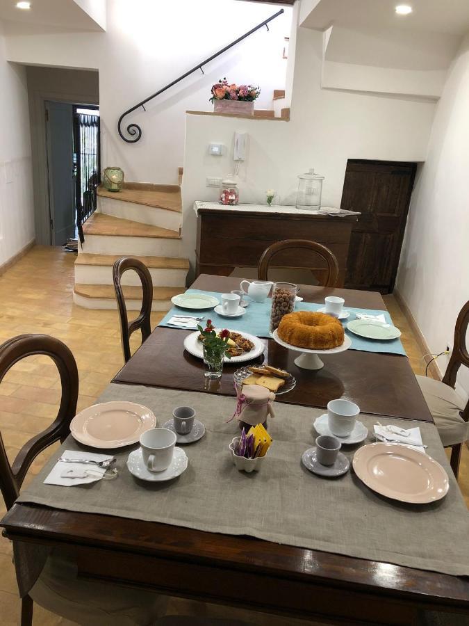 B&B Le Principesse Sermoneta Eksteriør bilde