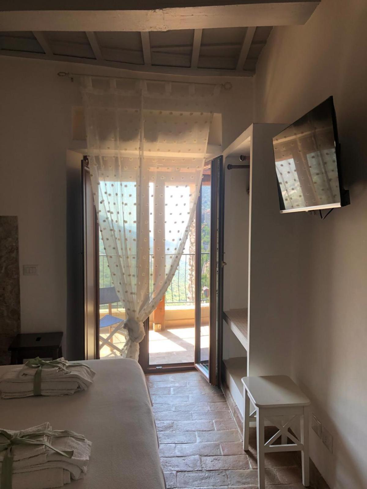 B&B Le Principesse Sermoneta Eksteriør bilde
